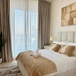 Modern One Bedroom Apartment