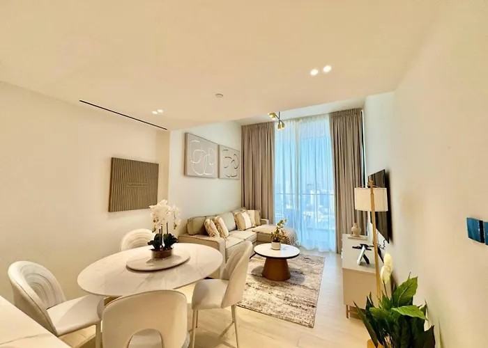 Modern One Bedroom Apartment