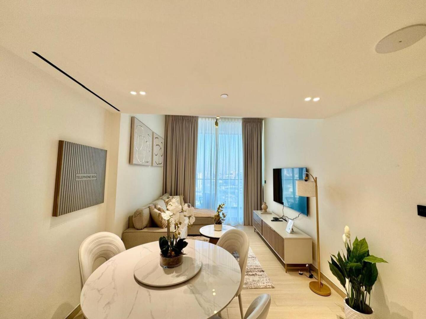 Apartment Modern One Bedroom