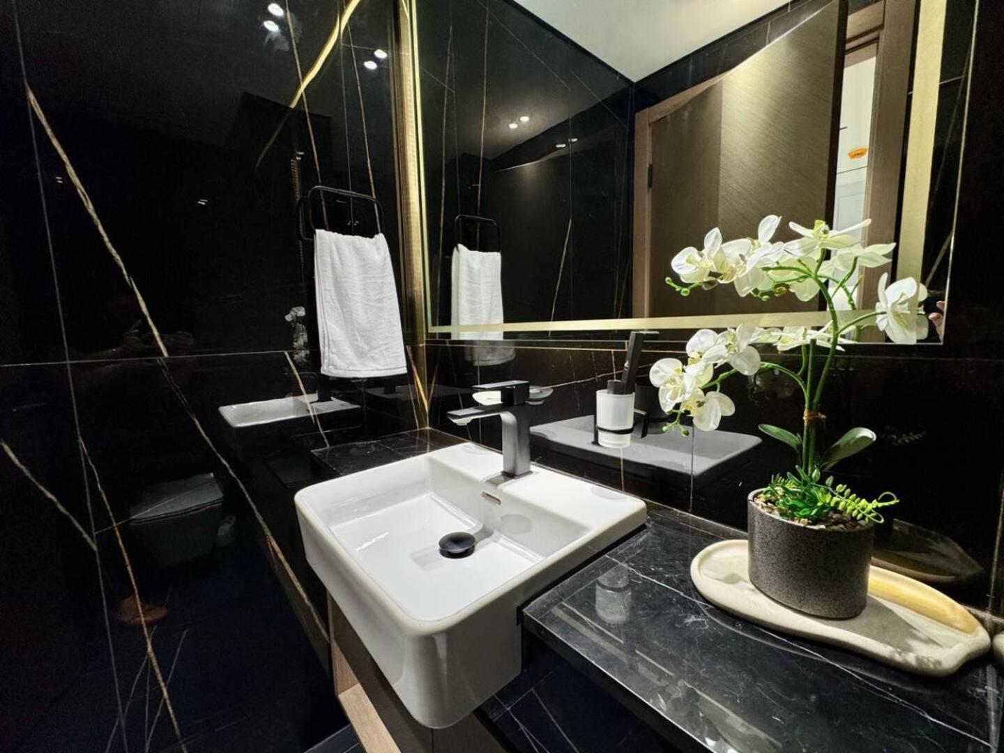 Modern One Bedroom Dubai
