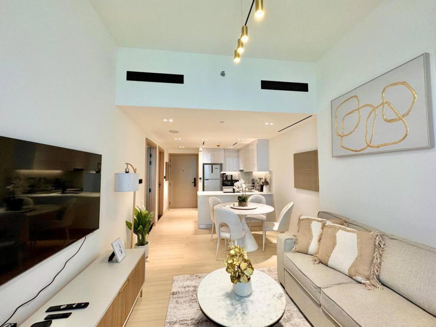 Modern One Bedroom Dubai